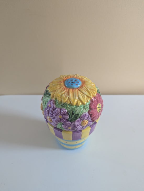COOKS CLUB GARDEN PARTY FLOWER POT VINTAGE SALT & PEPPER SHAKERS