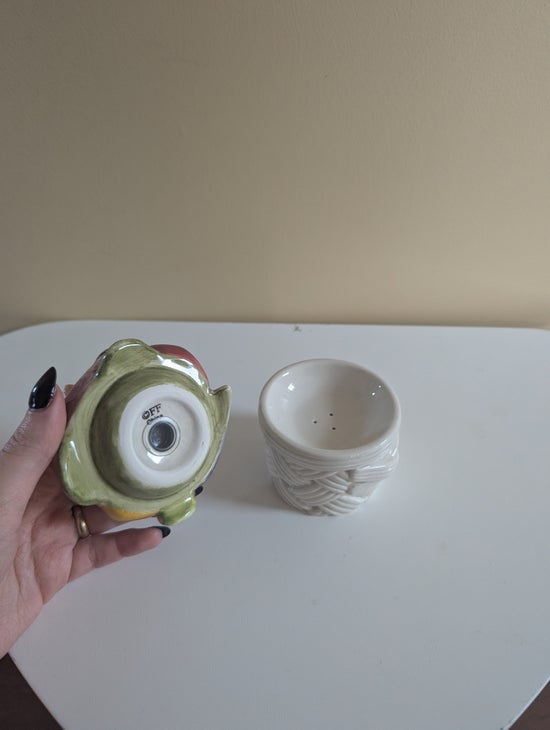 FITZ & FLOYD 1995 VEGTABLE BASKET CERAMIC VINTAGE SALT & PEPPER SHAKERS