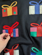 PRESENT GIFT BOXES CHRISTMAS VINTAGE MOCK NECK SWEATSHIRT