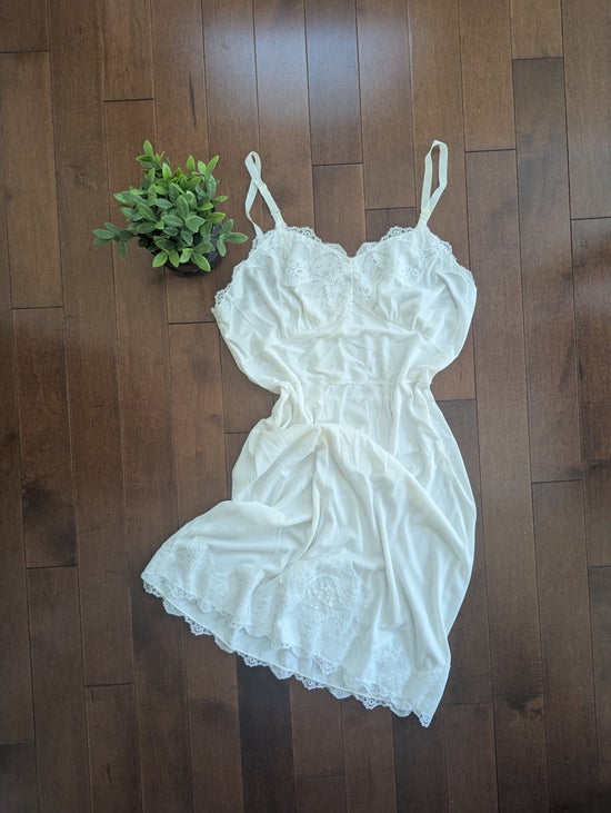 WHITE SATIN LACE DETAIL VINTAGE SLIP DRESS