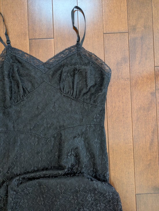 REITMANS 1990s BLACK LACEY VINTAGE DRESS