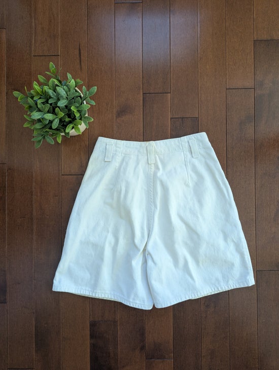 LEE FLORAL DETAIL VINTAGE 1990s JEAN SHORTS