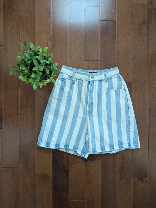 MEMPHIS BLUE BIG STRIPE VINTAGE 1990s JEAN SHORTS
