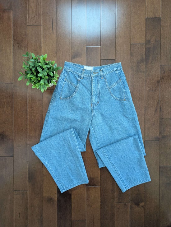 VI PETITES MEDIUM WASH VINTAGE HIGH WAIST BARREL JEANS