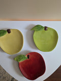 BOSTON WAREHOUSE APPLE Y2K 2000s VINTAGE PLATES