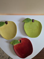 BOSTON WAREHOUSE APPLE Y2K 2000s VINTAGE PLATES