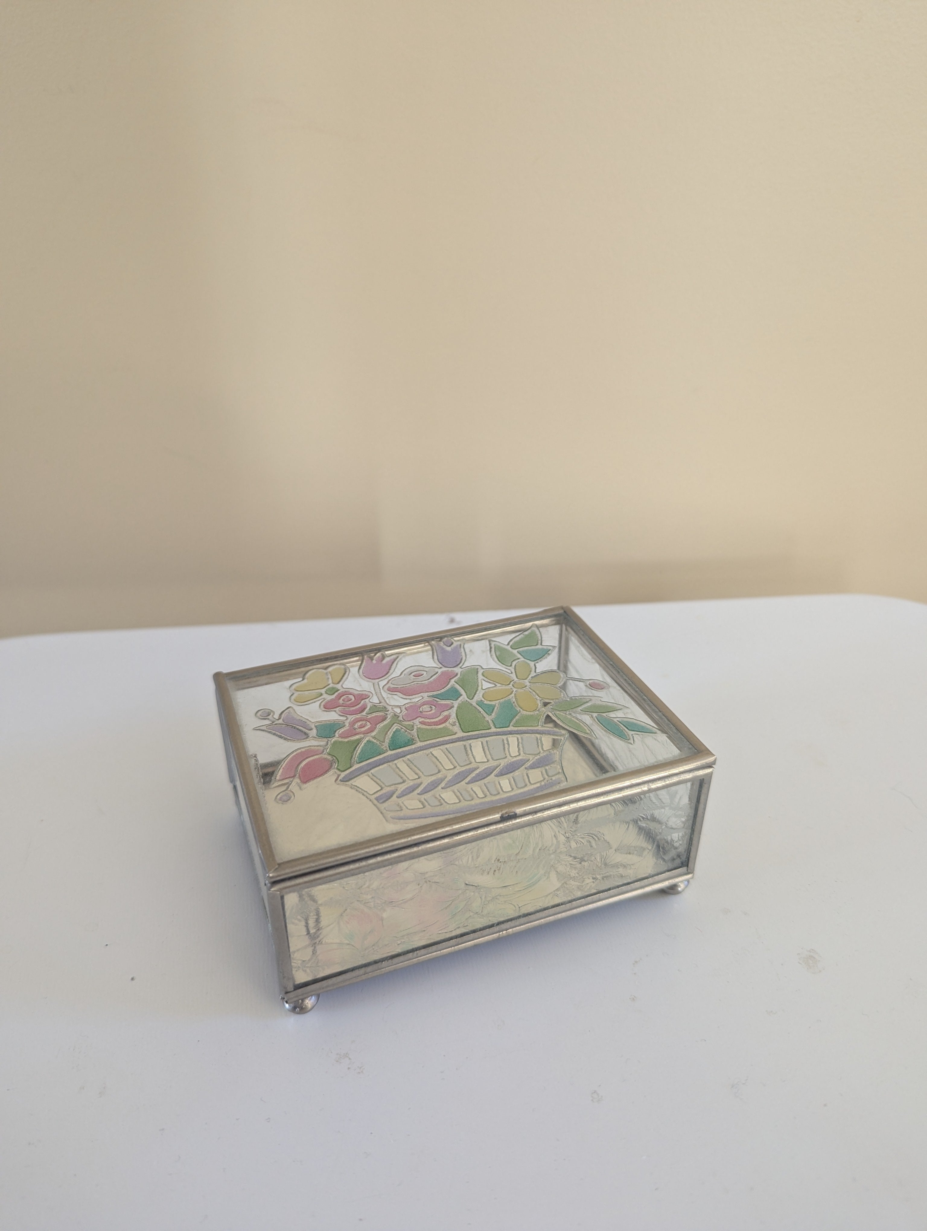 FLORAL EMBOSSED VINTAGE GLASS JEWELRY TRINKET BOX
