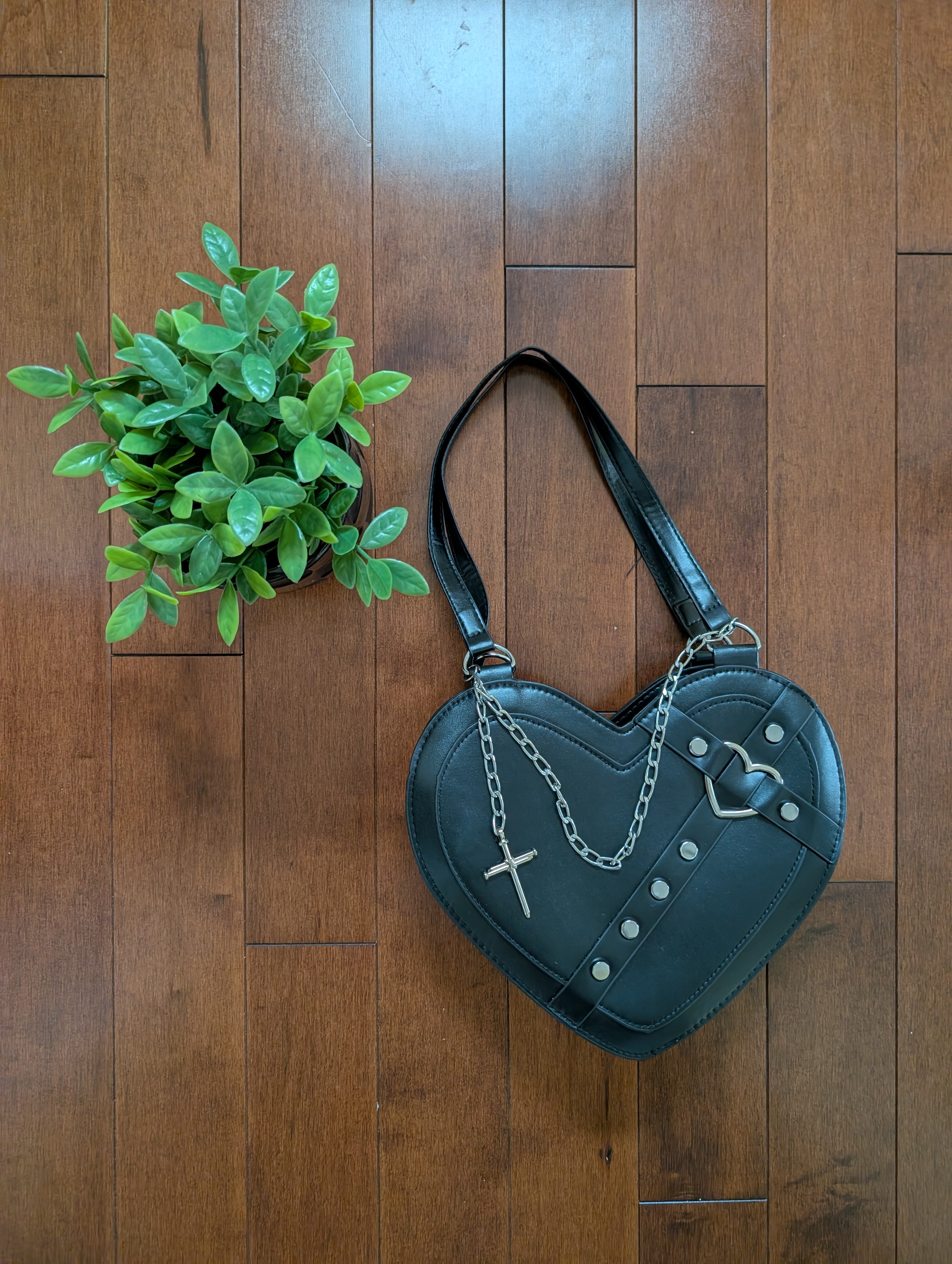 PUNK GOTH VINTAGE Y2K HEART SHAPED SHOULDER BAG