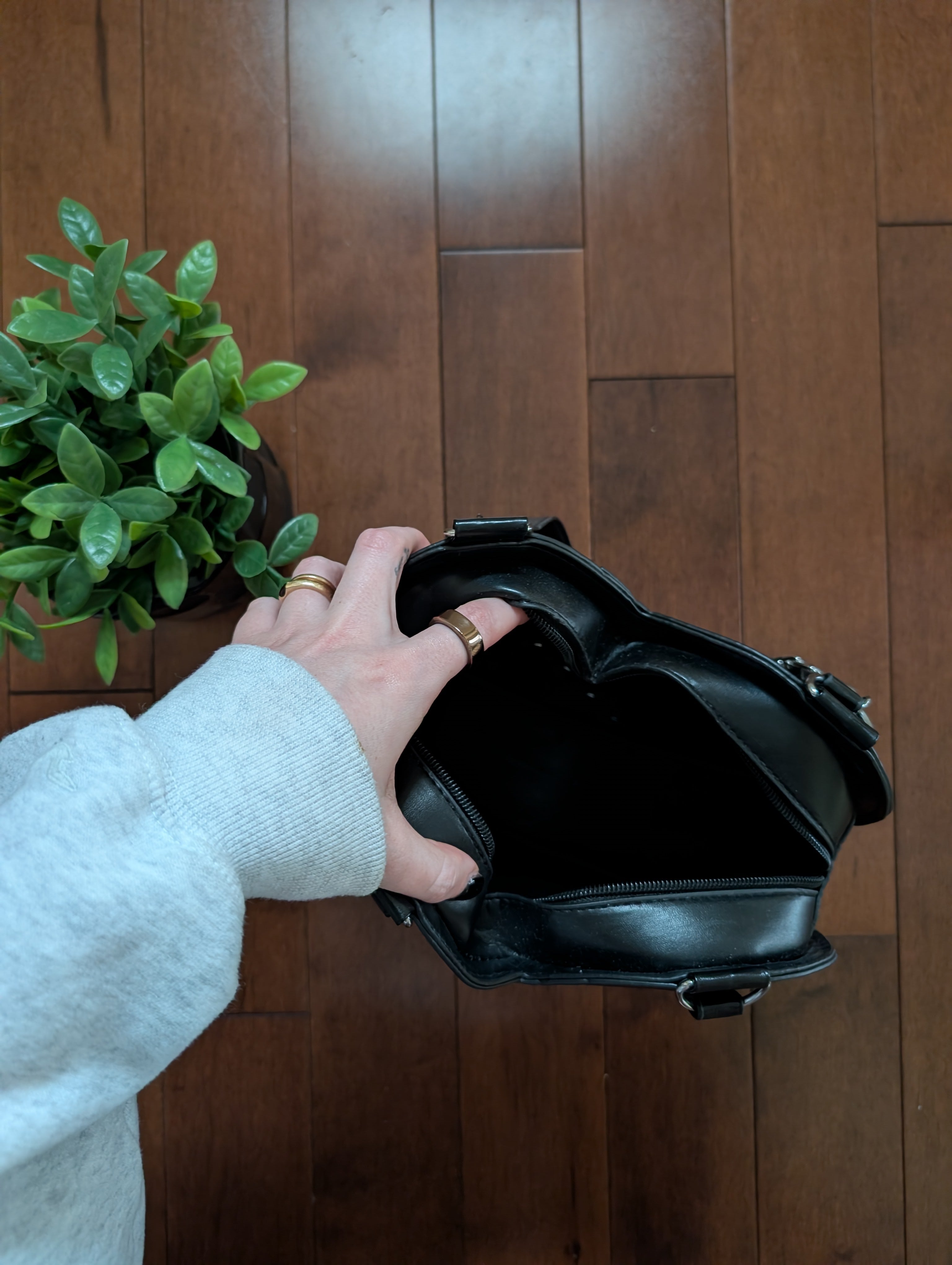 PUNK GOTH VINTAGE Y2K HEART SHAPED SHOULDER BAG